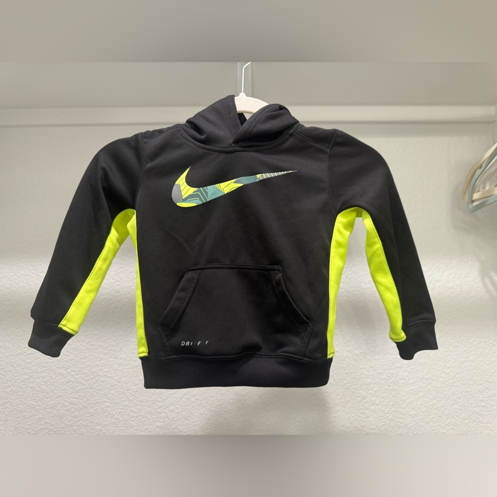 Nike Toddler Black and Neon Green Hoodie - 3T
